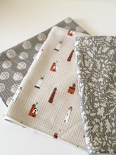 Load image into Gallery viewer, Shells Waffle Kitchen Towel
