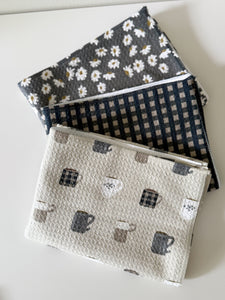Daisy Field Waffle Kitchen Towel